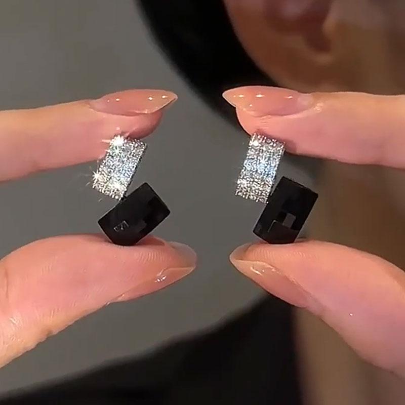 小众设计感满钻方块耳钉