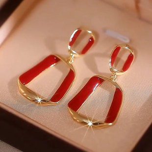 2025年新款气质红色方形滴釉耳坠轻奢高级感耳饰夸张显脸瘦耳环女