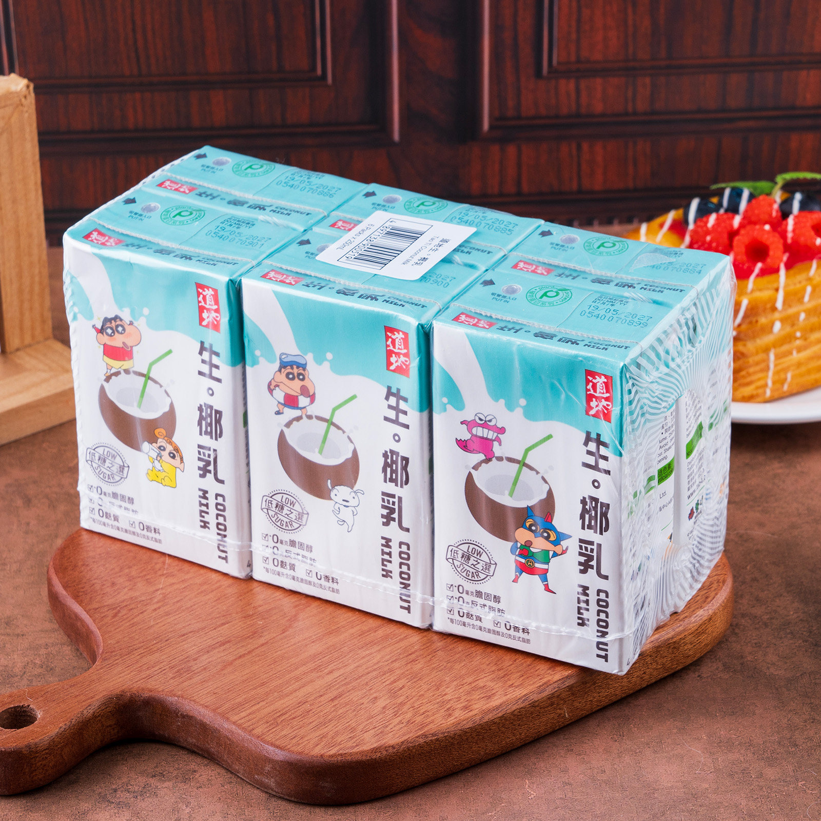 中国香港道地生椰乳250ml*6盒 蜡笔小新联名椰乳饮料网红椰子奶