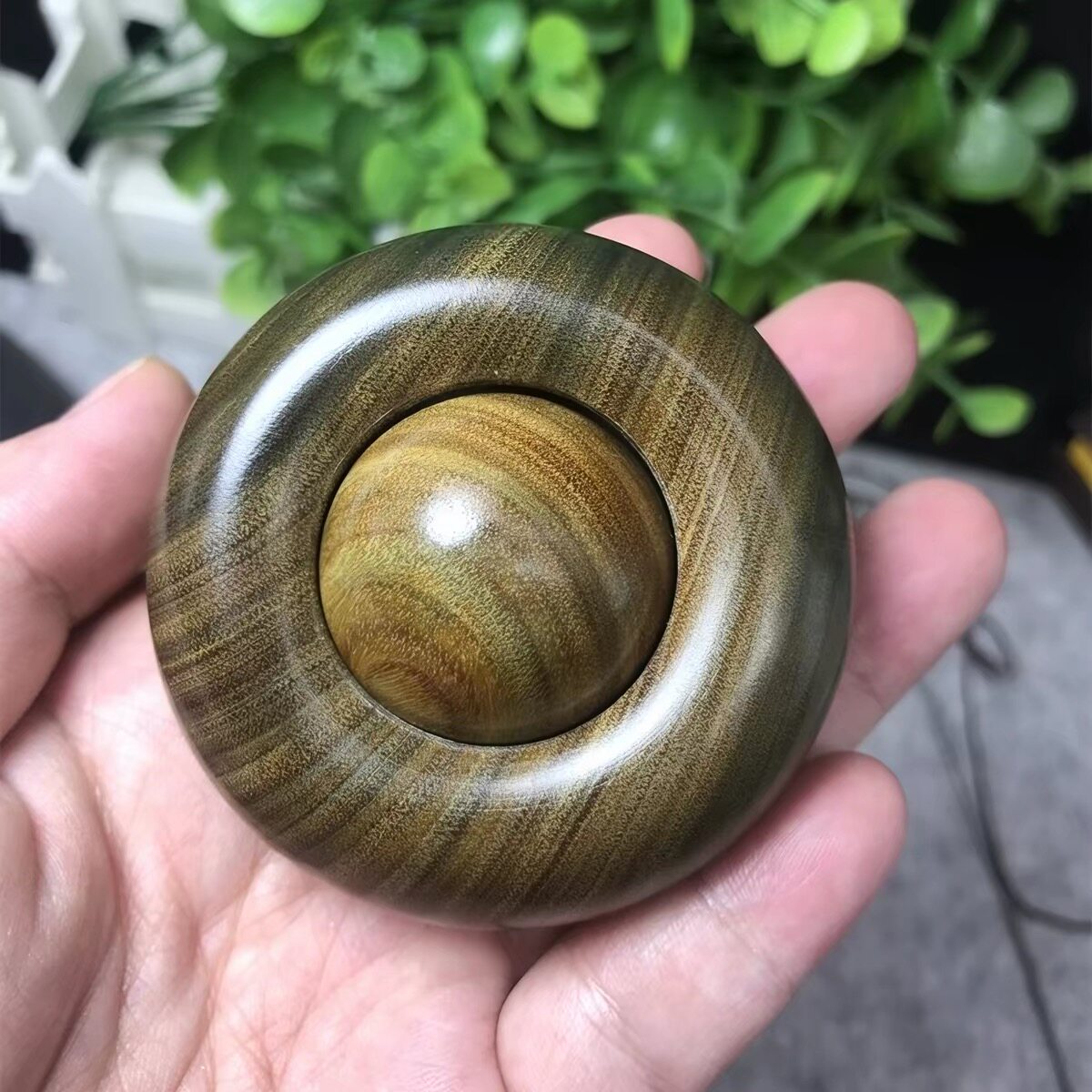 天然阿根廷绿檀木时来运转手把件文玩健身手球手玩球木雕转运珠