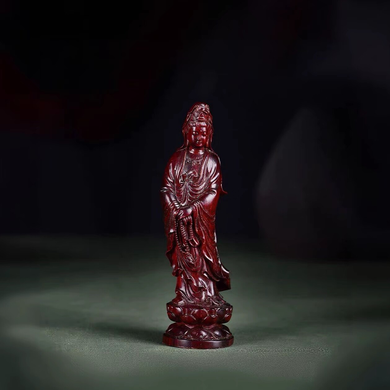 正宗小叶紫檀木雕刻念珠观音菩萨佛像桌面摆件家居玄关供奉工艺品