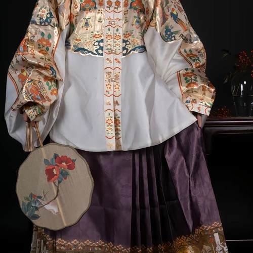 囿春汉服经典热款复刻