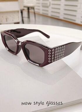 高品质方框铆钉太阳镜男女红色复古防晒墨镜铆钉显瘦眼睛可配近视