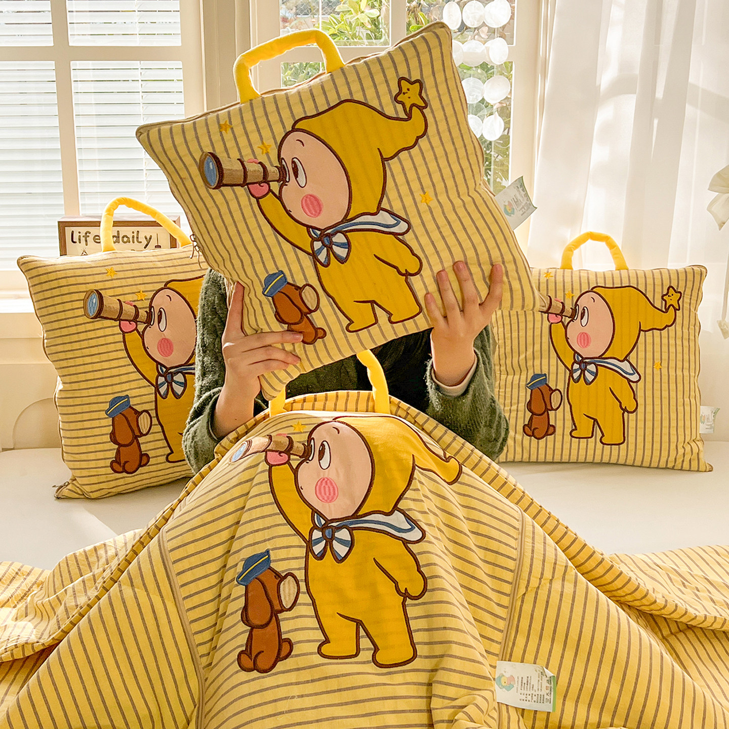 儿童纯棉抱枕被子两用汽车办公室二合一午休全棉空调被学生午睡枕