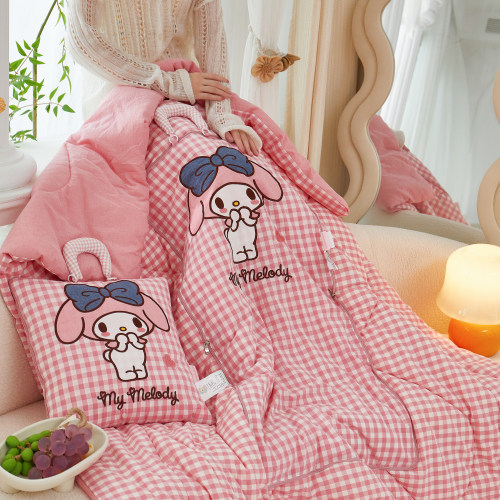 便携手提全棉美乐蒂抱枕被子两用