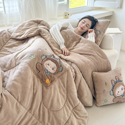 加厚保暖可爱抱枕被子两用