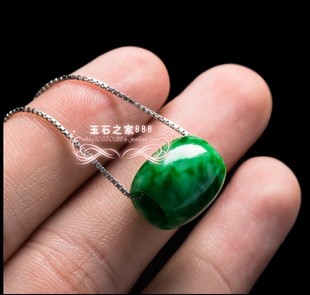 翡翠色路路通吊坠老满绿转运珠挂件男女锁骨链玉坠绿色简约款吊坠