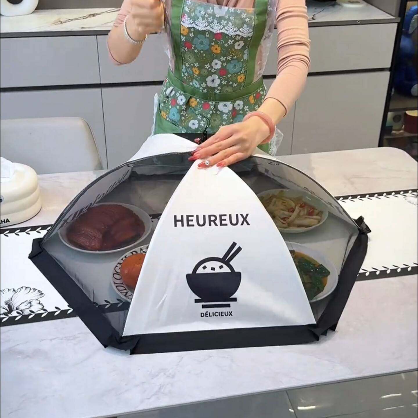 菜盖罩家用餐桌饭菜遮尘网纱罩轻奢高级感可折叠防蚊虫苍蝇菜罩子