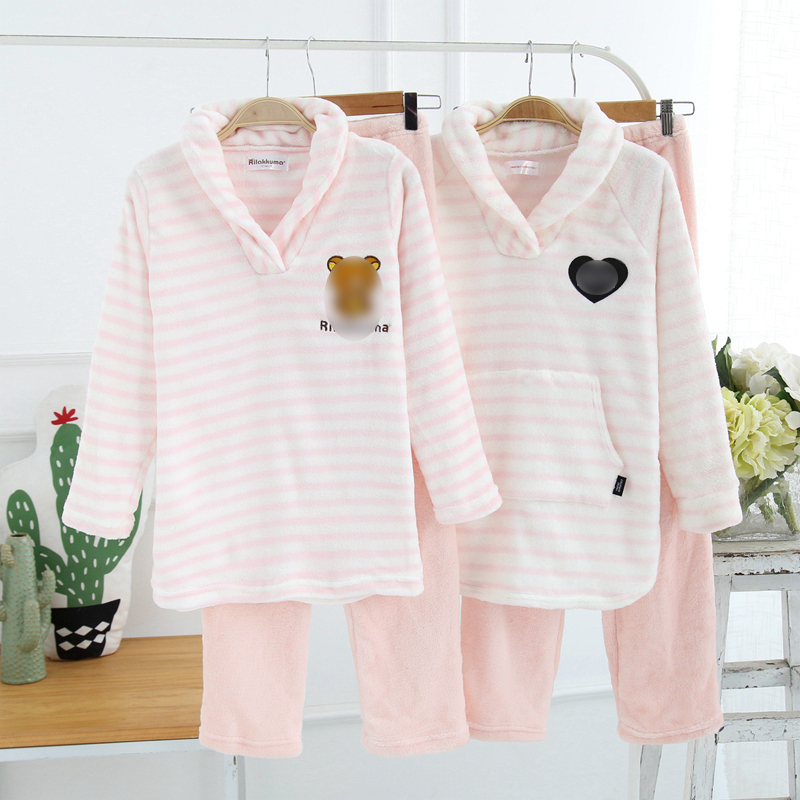 爱心翻领卡通风刺绣柔软睡衣套装