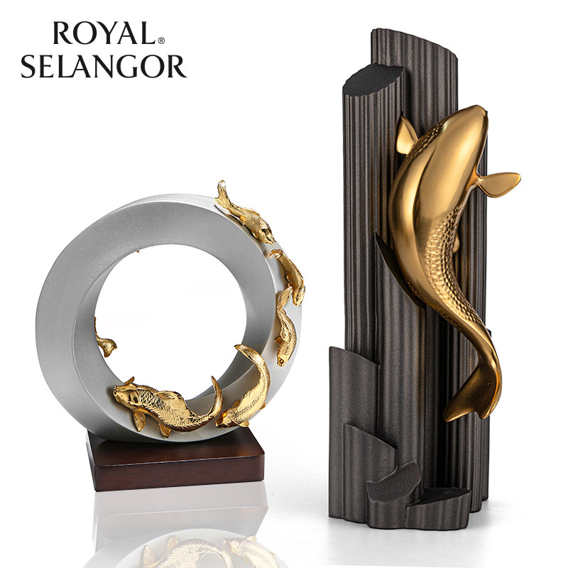 皇家雪兰莪年年有余摆件锦鲤装饰雕像居家招财送礼高档桌面工艺品