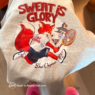 2025duet原创 动物运动员系列羽毛球狐狸灰色连帽空气棉卫衣