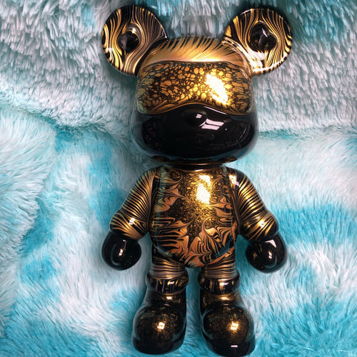 现场制作 树脂材质 流涕熊摆件32厘米高