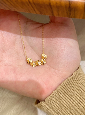 错落五朵小花项链女精致闪钻花簇钛钢保色简约秀气显气质锁骨链