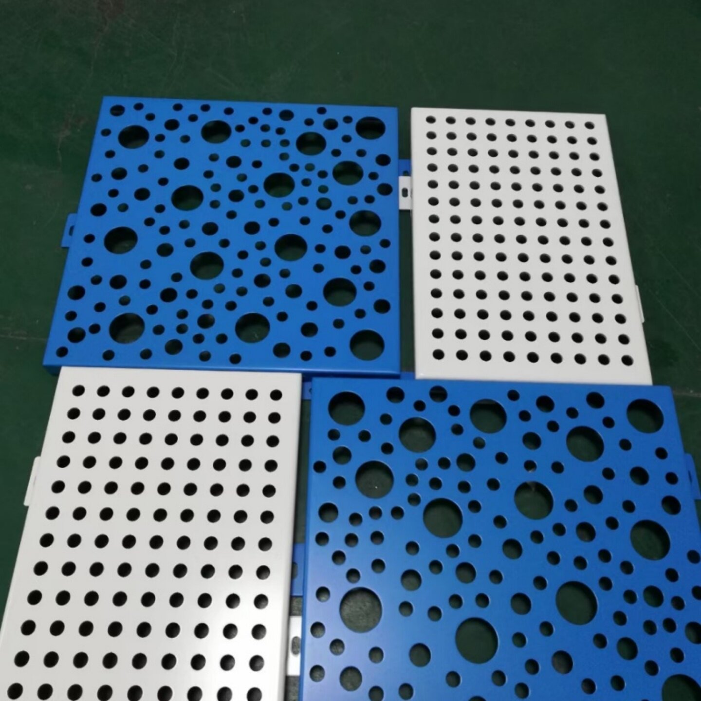 外墙冲孔铝板圆孔造型铝单板氟碳喷涂装饰板材耐候抗腐蚀建筑铝板