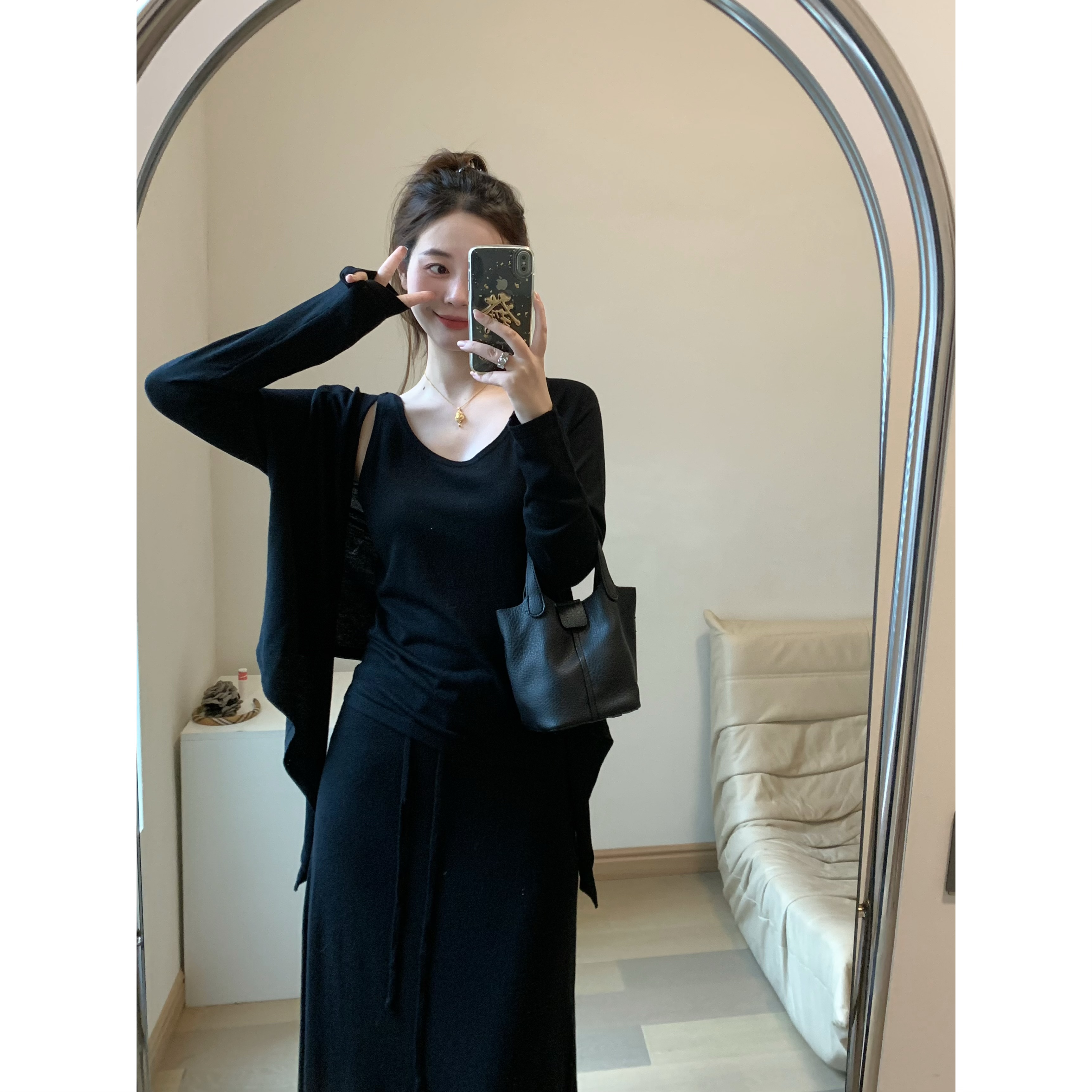 FENG甜甜_温柔清冷感慵懒早秋新款羊毛背心开衫半身裙气质套装女