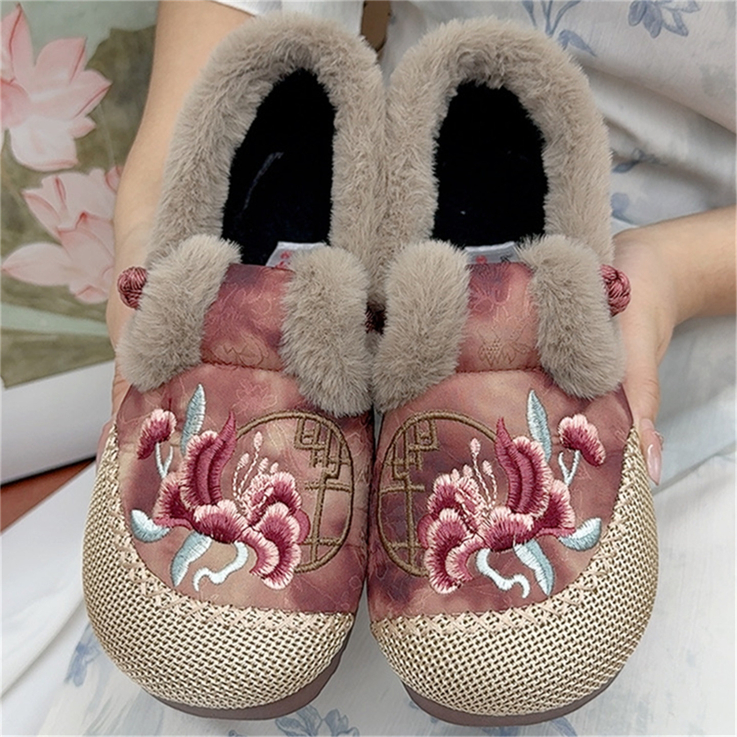 京睿新中式绣花鞋加绒加厚保暖