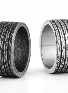 轻奢时尚宽版潮牌简约维京竖纹纹理款钛钢戒指男女通用食指扳指环