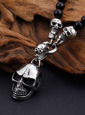 朋克风欧美时尚朋克非主流 个性笑面骷髅头吊坠 男士钛钢暗黑项链
