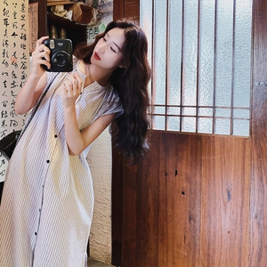 灰色条纹背心连衣裙女2025夏季新款韩系慵懒风宽松时尚休闲衬衫裙图片