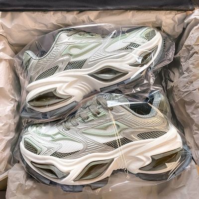 汪苏泷同款异瞳猫眼鞋2025新款老爹鞋女款厚底机甲风情侣运动鞋男