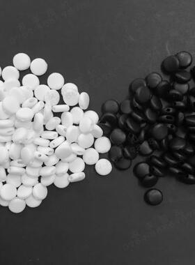 直销扁圆形黑白色 塑胶纽扣 口罩绳松紧调节扣 独立包装 口罩配件