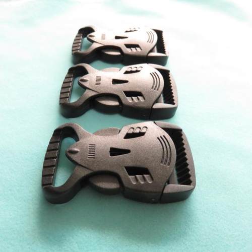 现货迷你塑料25腰带插扣黑色塑料