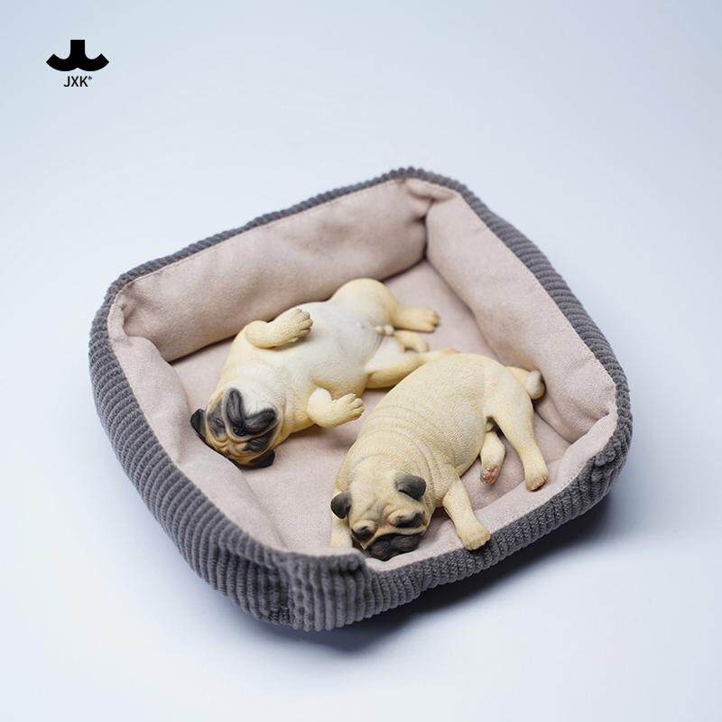 JXK 1/6睡眠巴哥 仿真小狗宠物犬迷你模型车载手办周边摆件玩偶