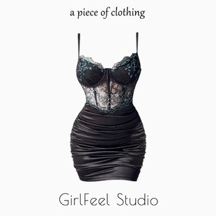 黑色纯欲性感内搭吊带连衣裙2026新款女春夏收腰紧身蕾丝包臀裙子