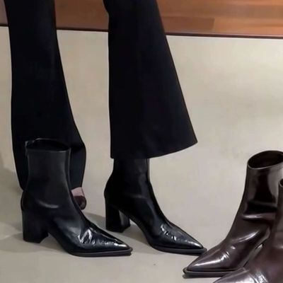 尖头高跟鞋短靴女2025新款秋冬法式绝美小踝靴瘦瘦靴复古粗跟短靴