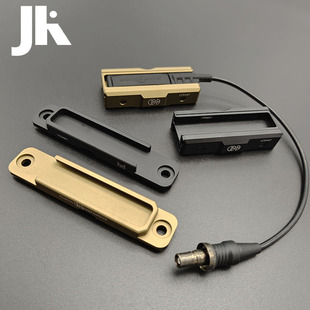 户外手电PEQ/DBAL镭射金属鼠尾卡槽固定线控底座适配20mm导轨