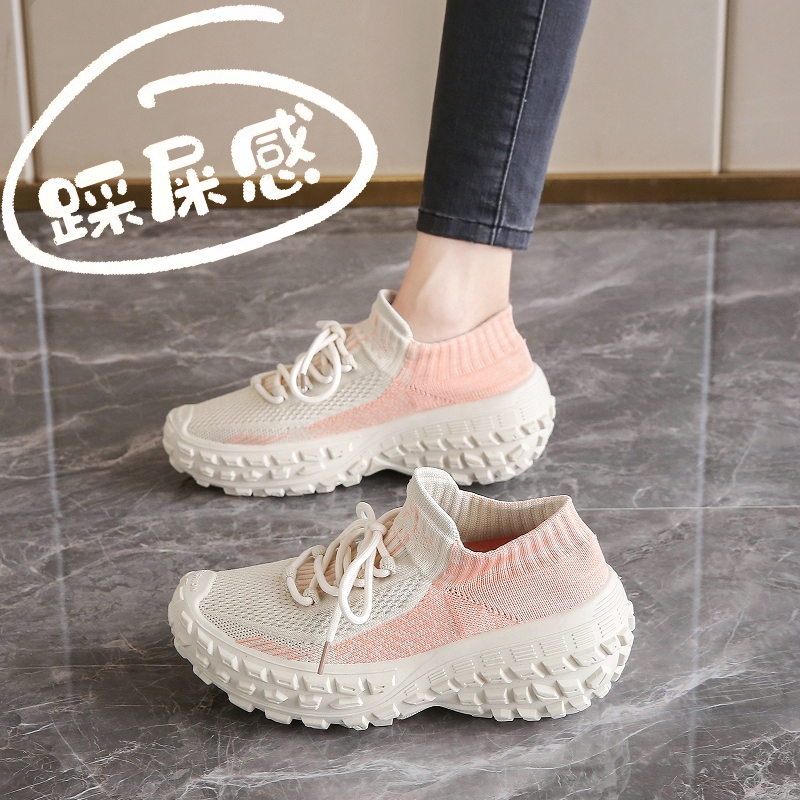 透气女鞋软底防滑运动鞋跑步鞋