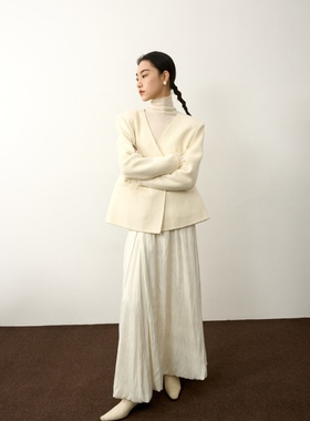 2025/秋冬 时尚极简鸵鸟毛袖双面尼羊绒外套女士