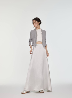 25秋冬/ 时尚丝滑醋酸银色A字半身裙308522