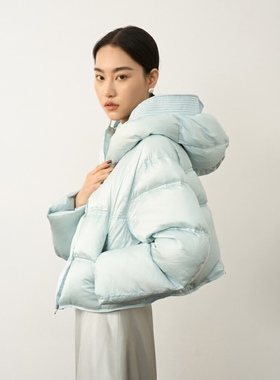 25冬季/时尚短款连帽面包服保暖百搭泡芙羽绒服外套女