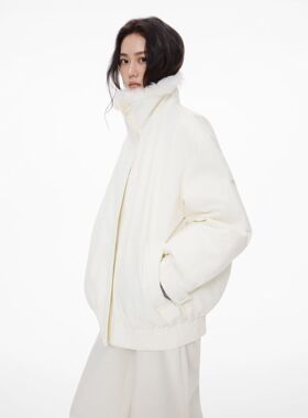 25秋冬/时髦高级感米白色立领羊羔毛羽绒服外套女士