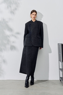 25秋冬时髦新中式别致羊毛系带外套半身裙套装