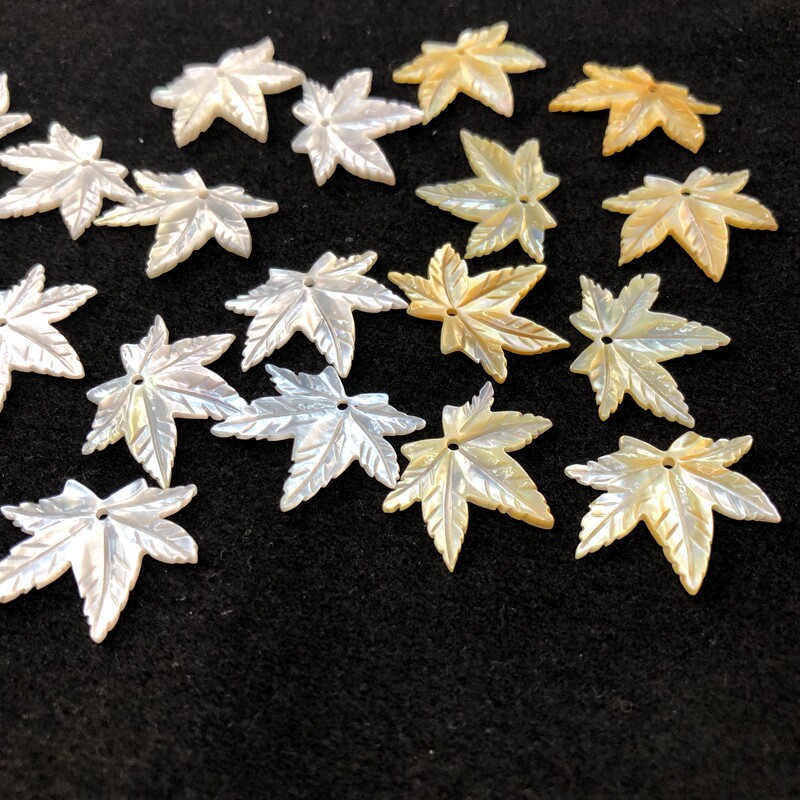 促销款白蝶贝雕刻枫叶珍珠母贝 手工DIY发簪首饰配件材料制作