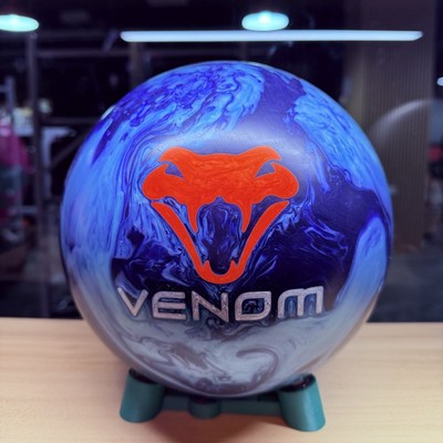 二手保龄球Motiv毒液飞碟球11磅