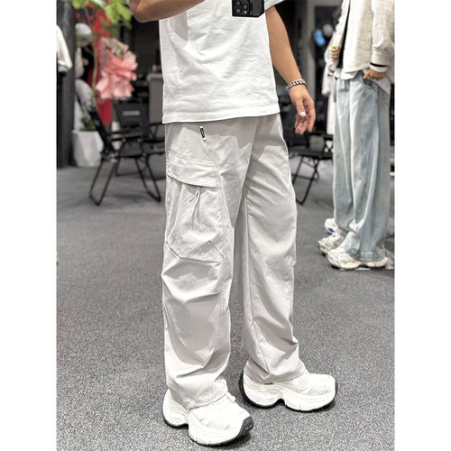实体店秋季新款直筒工装伞兵裤子