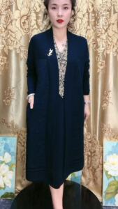 中年妈妈秋季外套开衫女纳米天丝羊毛针织衫提花刺绣