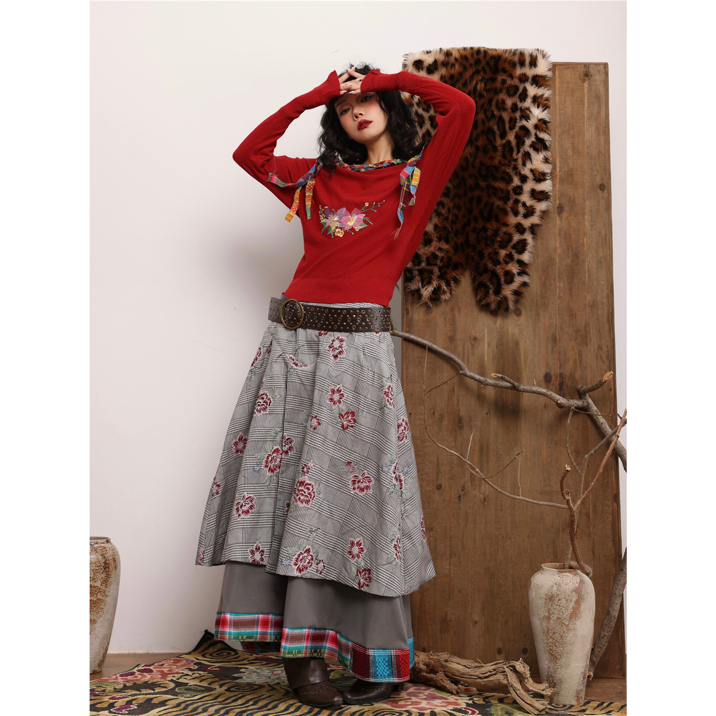 畔喜鱼一 秋冬新款复古格纹刺锈花拼接半身裙随意不规则长裙,女装/女士精品,半身裙,淘宝优惠券,粉丝福利购,淘宝优惠卷