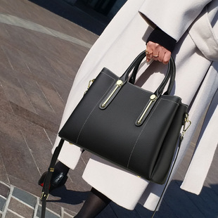 牛皮包包女款大容量手提包女秋冬天包包感通勤女包洋气单肩包