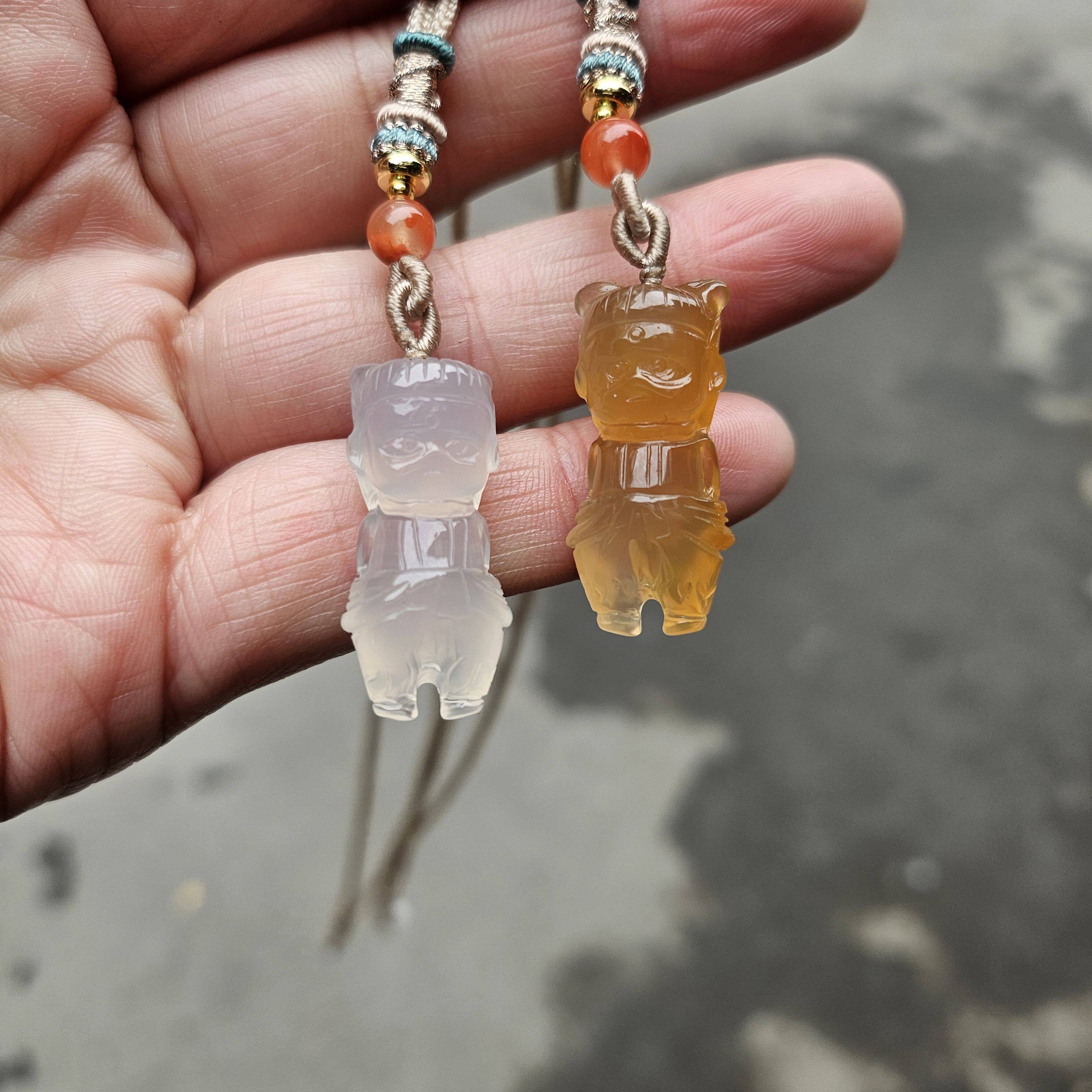 天然玉髓立体雕刻哪吒电影同款仿真人物可当吊坠情侣款玉石礼物