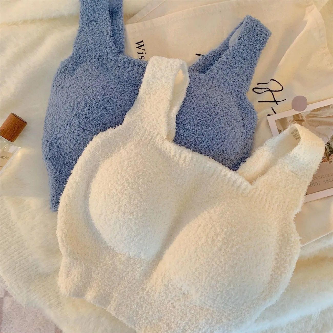 保暖背心女款秋冬季加绒吊带2025新款羊羔绒自带胸垫显瘦打底内衣