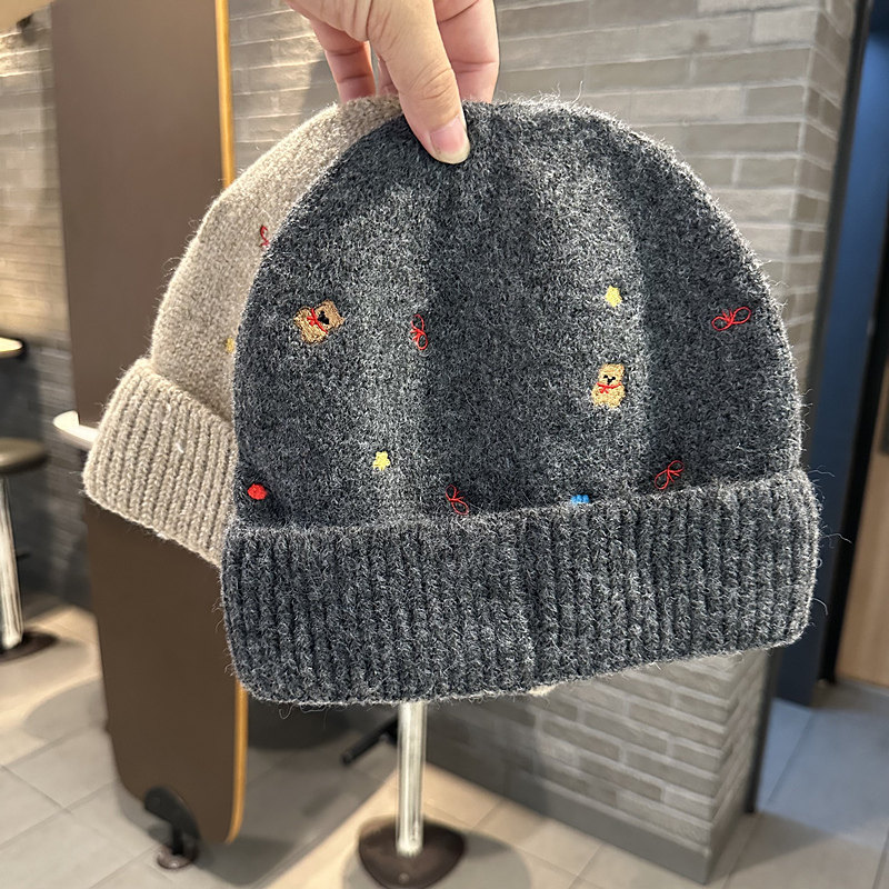 针织帽女初秋冬韩版小熊小标蝴蝶结点缀风套头帽街头薄款护耳帽