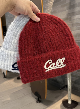 针织帽女秋冬保暖时尚毛毛材质大字母时尚Caee套头帽街头韩版冷帽