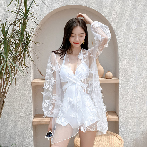 海边绝美蝴蝶罩衫性感纯欲泳衣