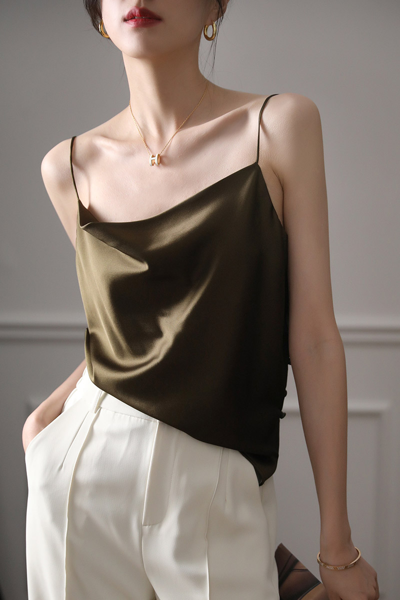 高级感缎面真丝吊带背心