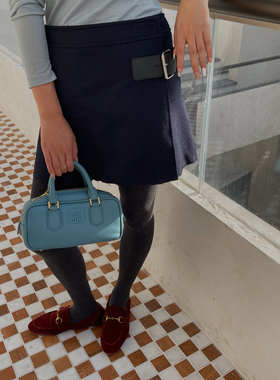 LILUSHOP一片式皮扣羊毛半身裙新款高级感包臀裙高腰气质显瘦短裙