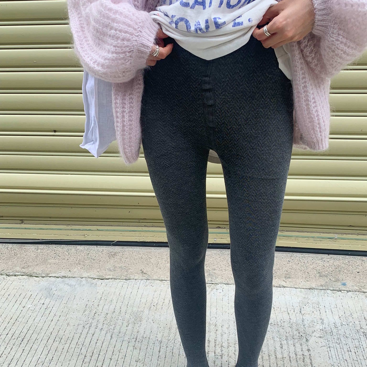 波浪纹高弹显瘦舒适连脚裤袜